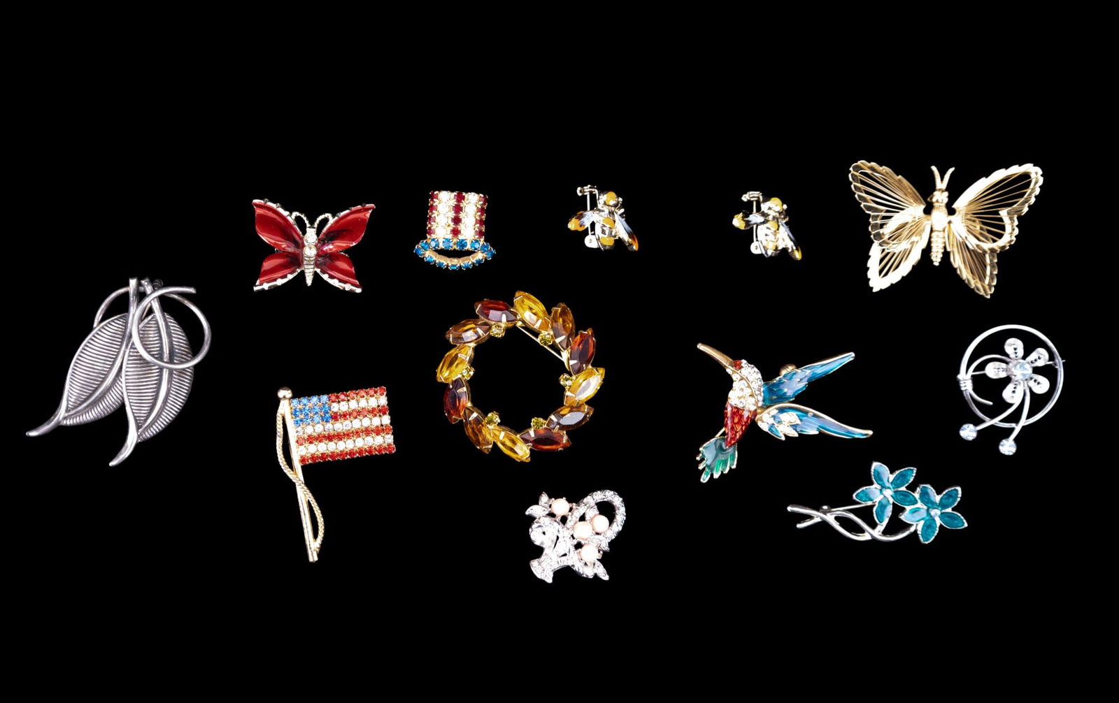 Vintage Brooches and Pins Jewelry (1 of 7)