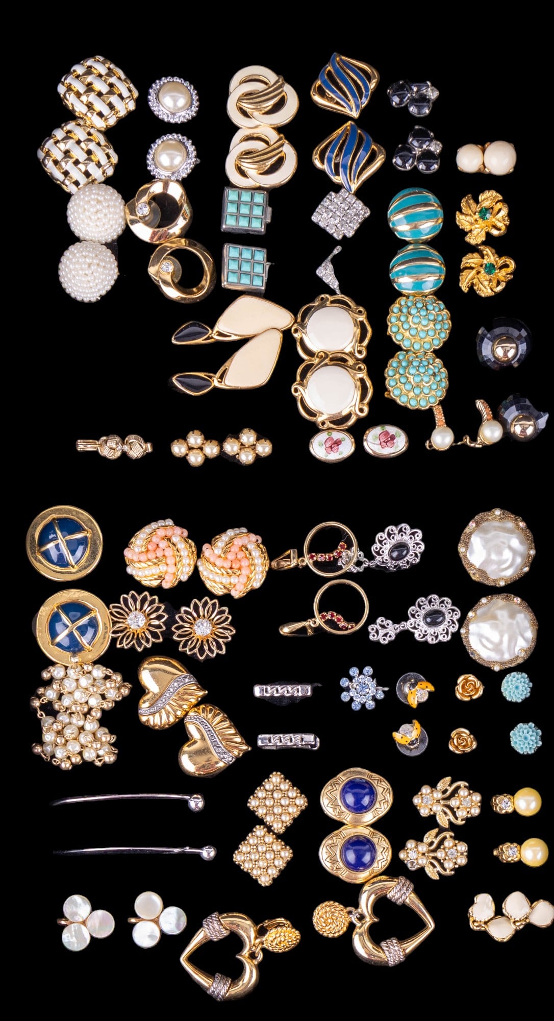 Vintage Costume Earrings (1 of 8)