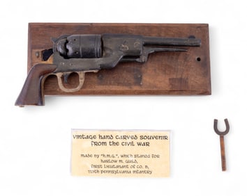 Vintage Hand Carve Souvenir Civil War Pistol
