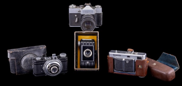 Vintage Cameras (4 PCs)