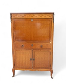 French Mirrored Back Bar