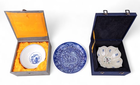 Early 20th C Chinese Revival Porcelain