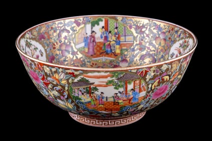 Large Chinese Rose Medallion Porcelain Bowl