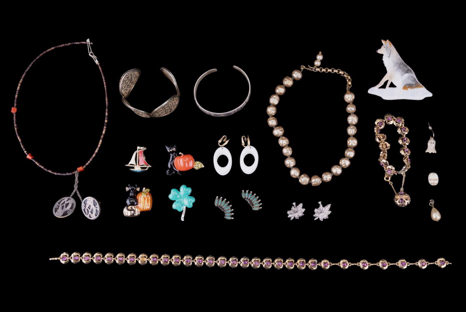 Vintage Costume Jewelry: Includes baroque style pearl necklace, several pairs of clip earrings, pins, bracelets and other pieces.