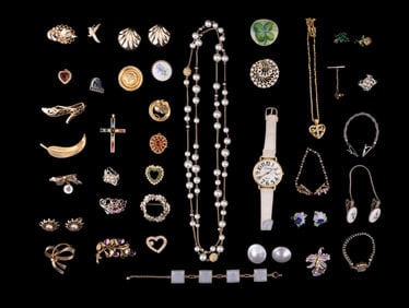 Brooches, Watches & Jewelry