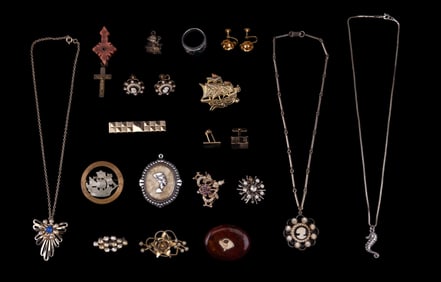 Vintage Costume Jewelry