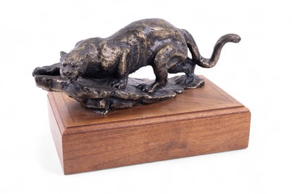 Signed Shoop Bronze Panther Sculpture