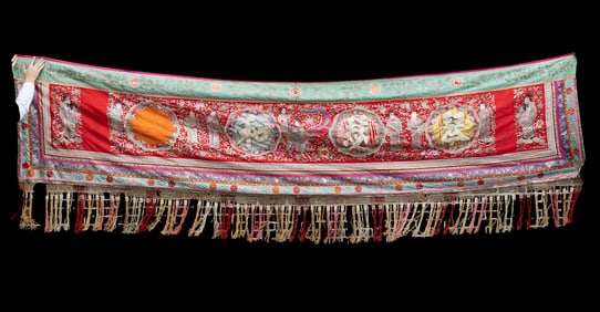 Chinese Silk Embroidered Tapestry Textile