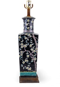 Chinese Porcelain Vase Lamp