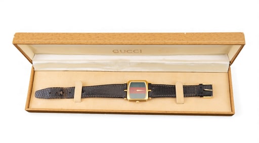 Vintage Gucci Wrist Watch with Case
