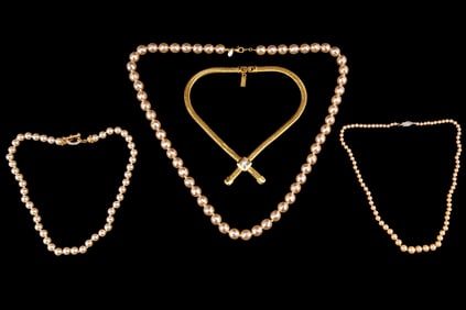 Joan Rivers, Linda Dano Necklaces