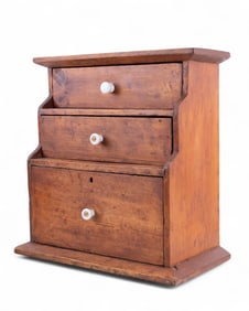 Country Store 3-Tiered Countertop Storage Chest