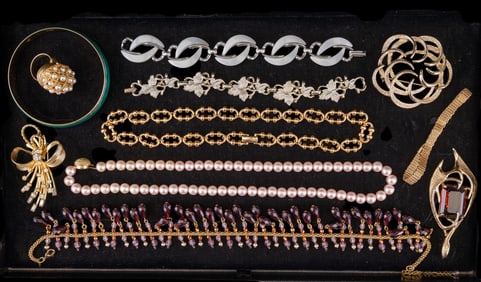 Sarah Coventry, Avon, Claudette Jewelry Collection