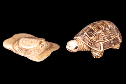 Carved Turtle Rope / Robe Weights (2)