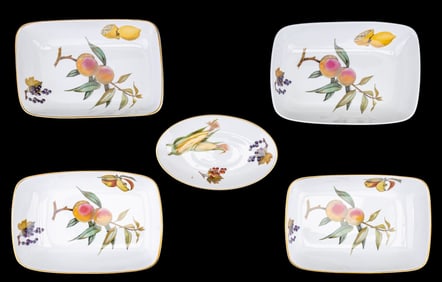Royal Worchester "Evesham" Porcelain 5 Pcs