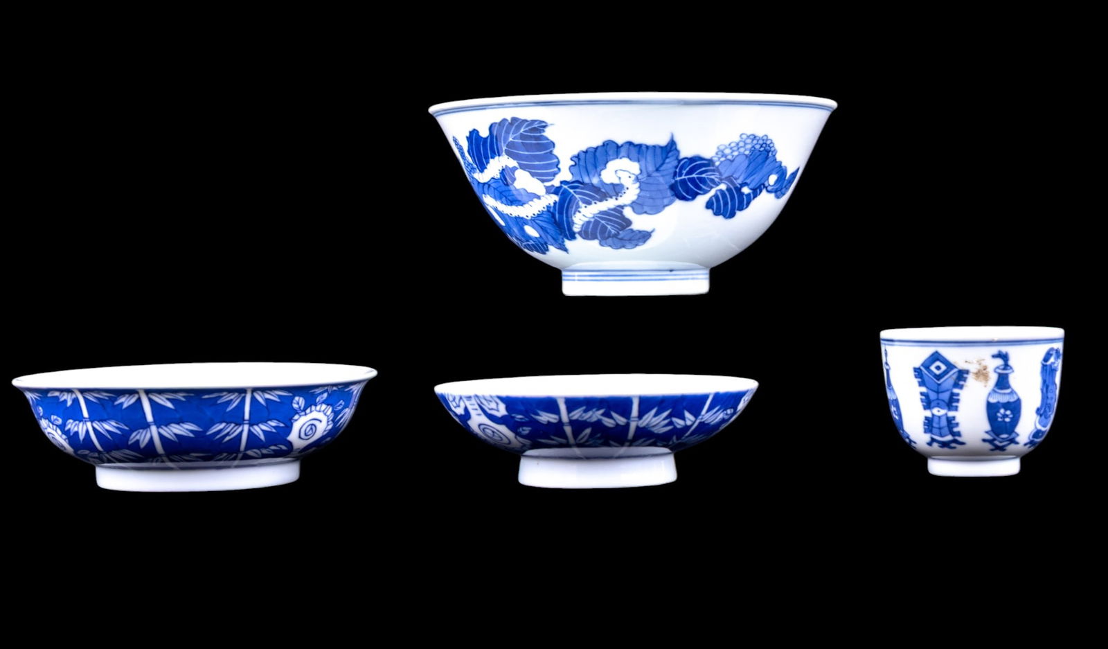 Blue & White Chinese Footed Porcelain (4) (1 of 10)