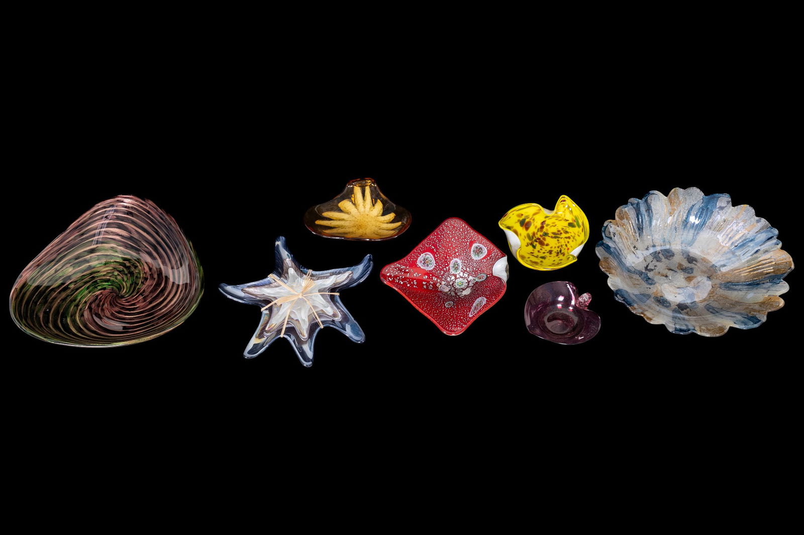 Hand Blown Art Glass Dishes (1 of 19)