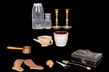 19th C Japanned Spice Box w/ Interior Tins