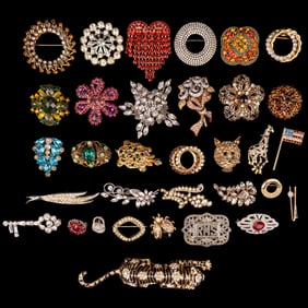 Vintage Rhinestone Brooches (33)