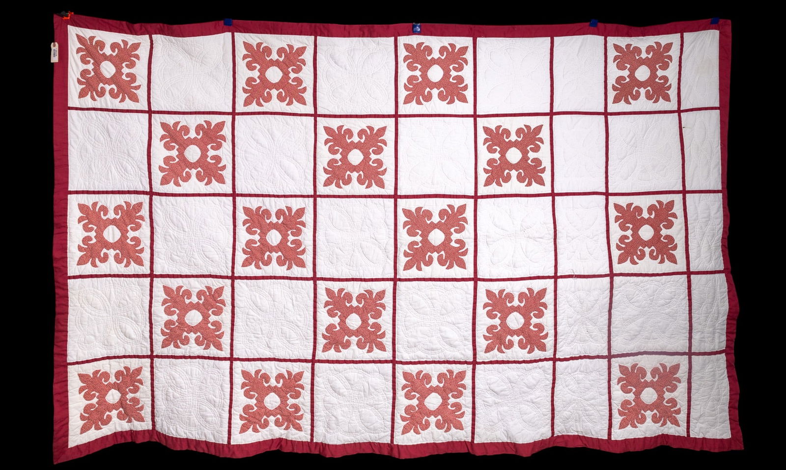 Vintage Hand Made Quilt, Signed (1 of 8)