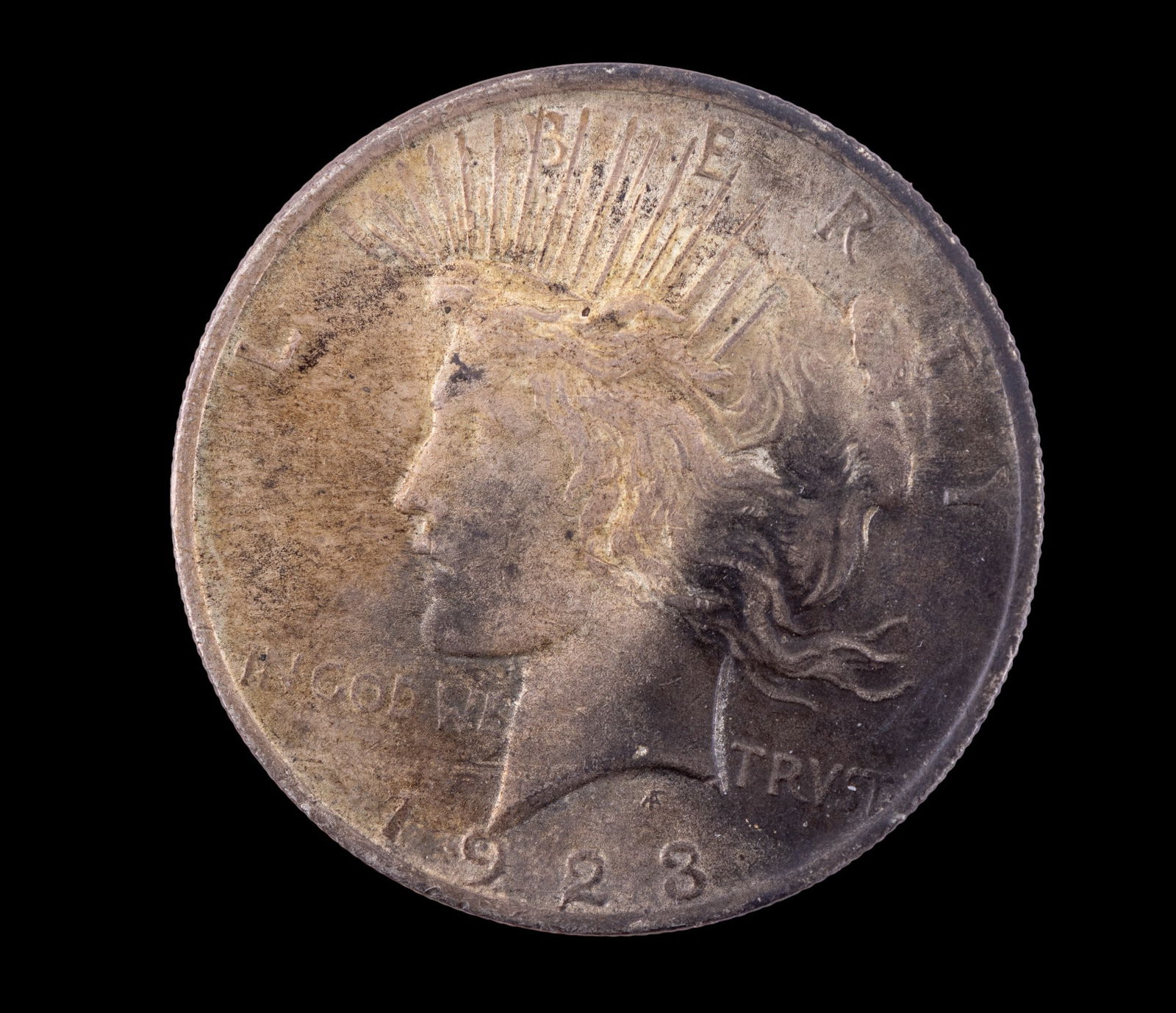1923-P US Silver Peace Dollar (1 of 3)