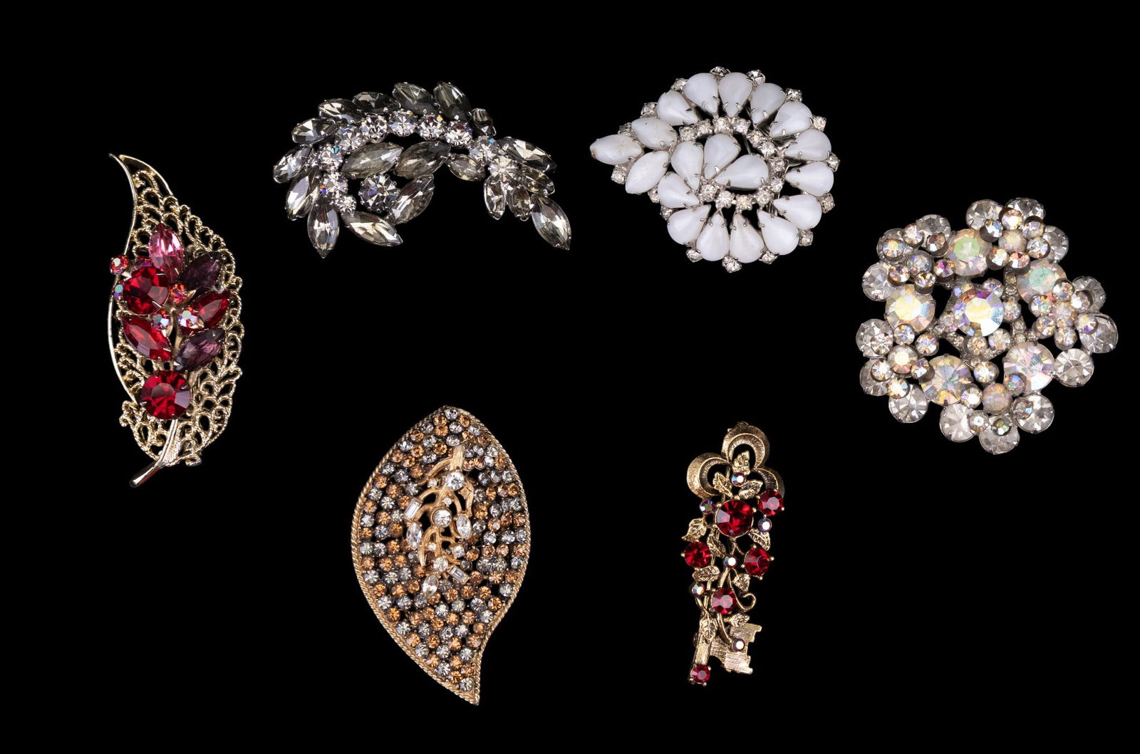 Vintage Rhinestone Brooches (1 of 5)