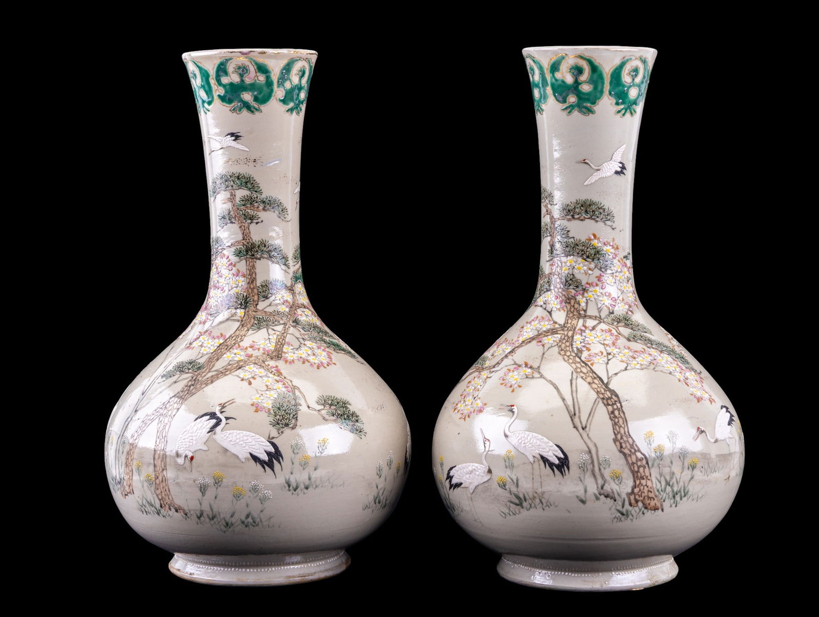 Pair of Japanese Porcelain Vases, Crane Decor (1 of 10)