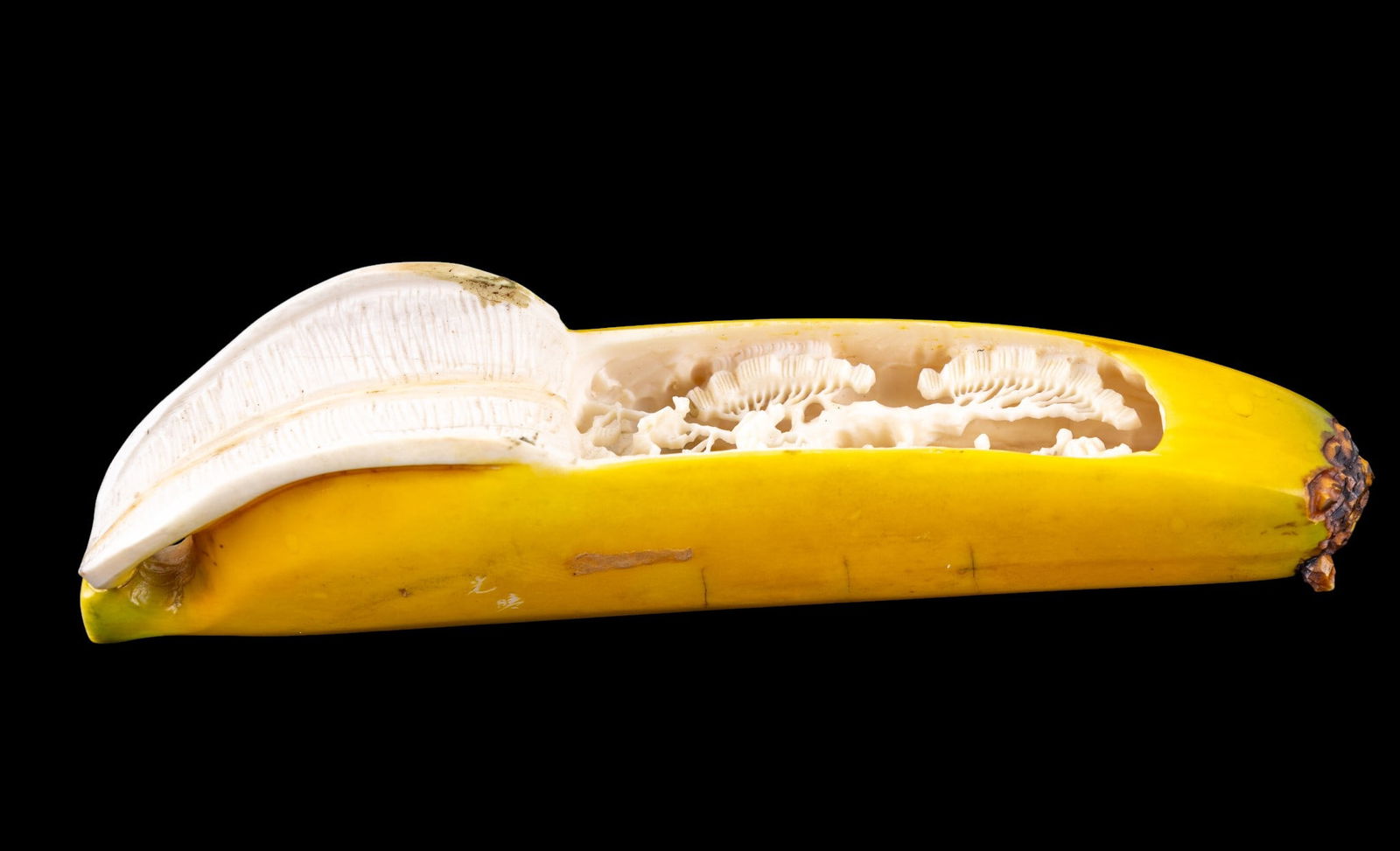 Japanese Carved Okimono Banana (1 of 8)