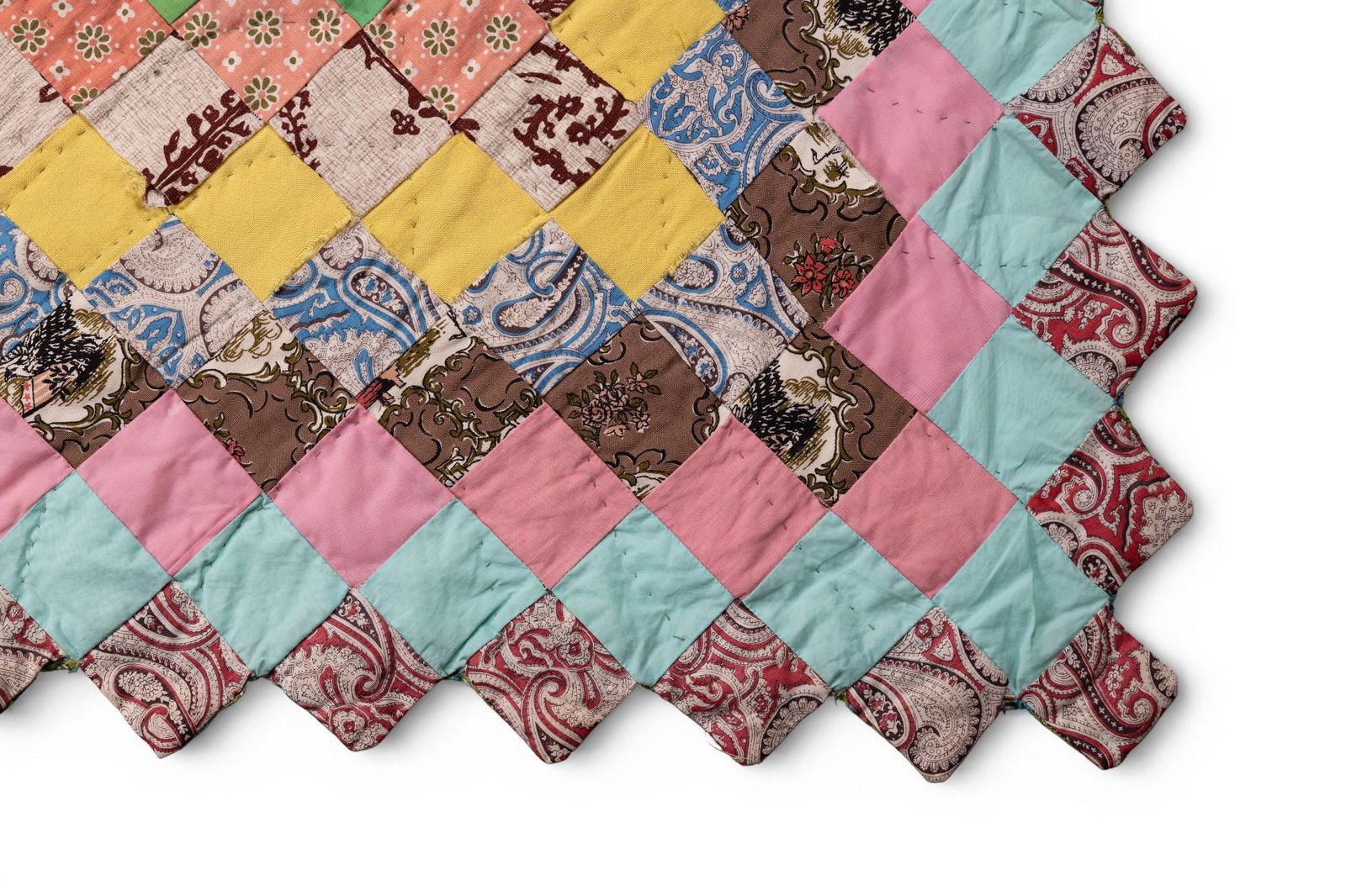 Vintage Diamond Pattern Patchwork Quilt - 4