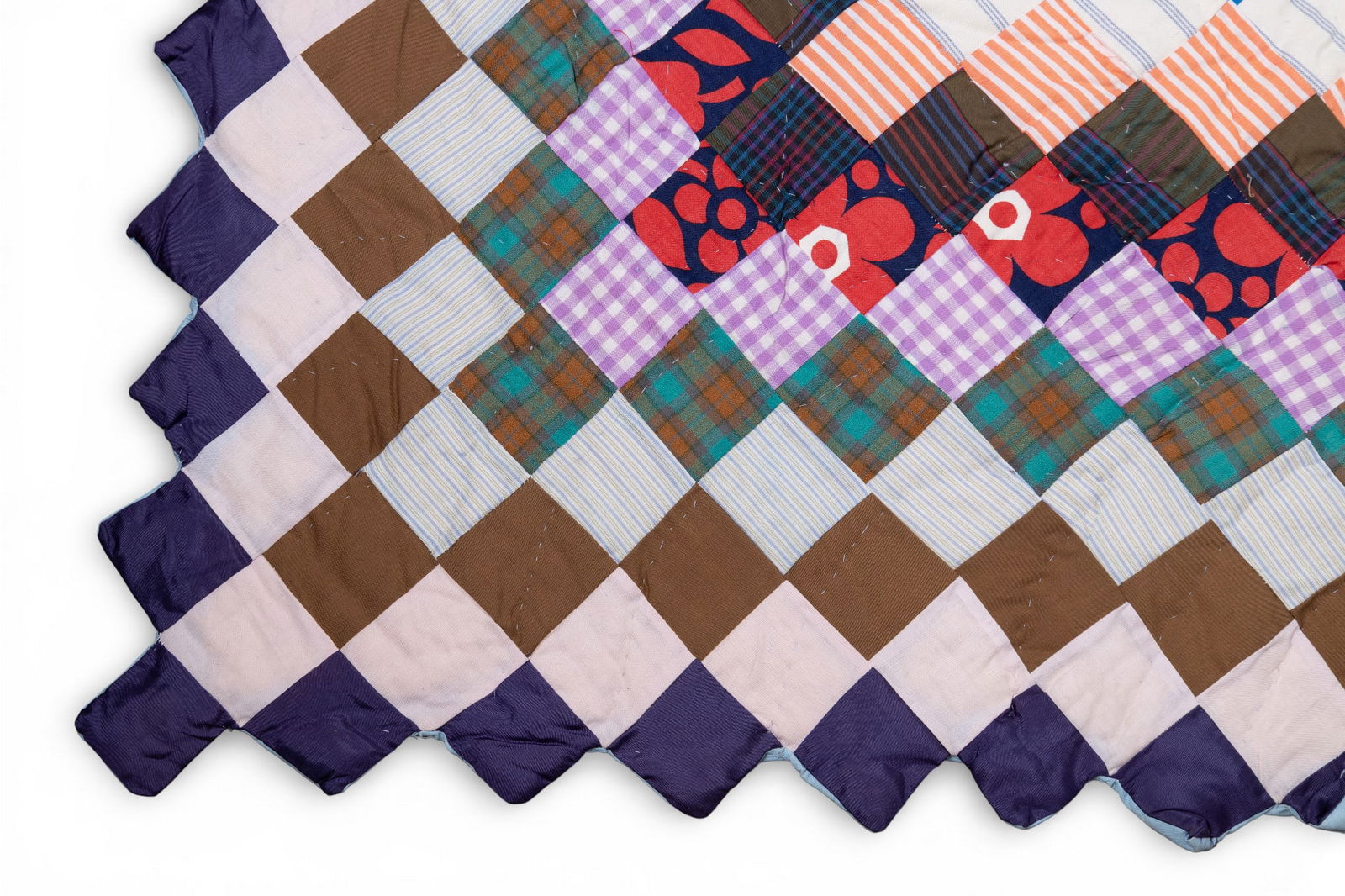 Vintage Diamond Pattern Patchwork Quilt (CA King) - 4