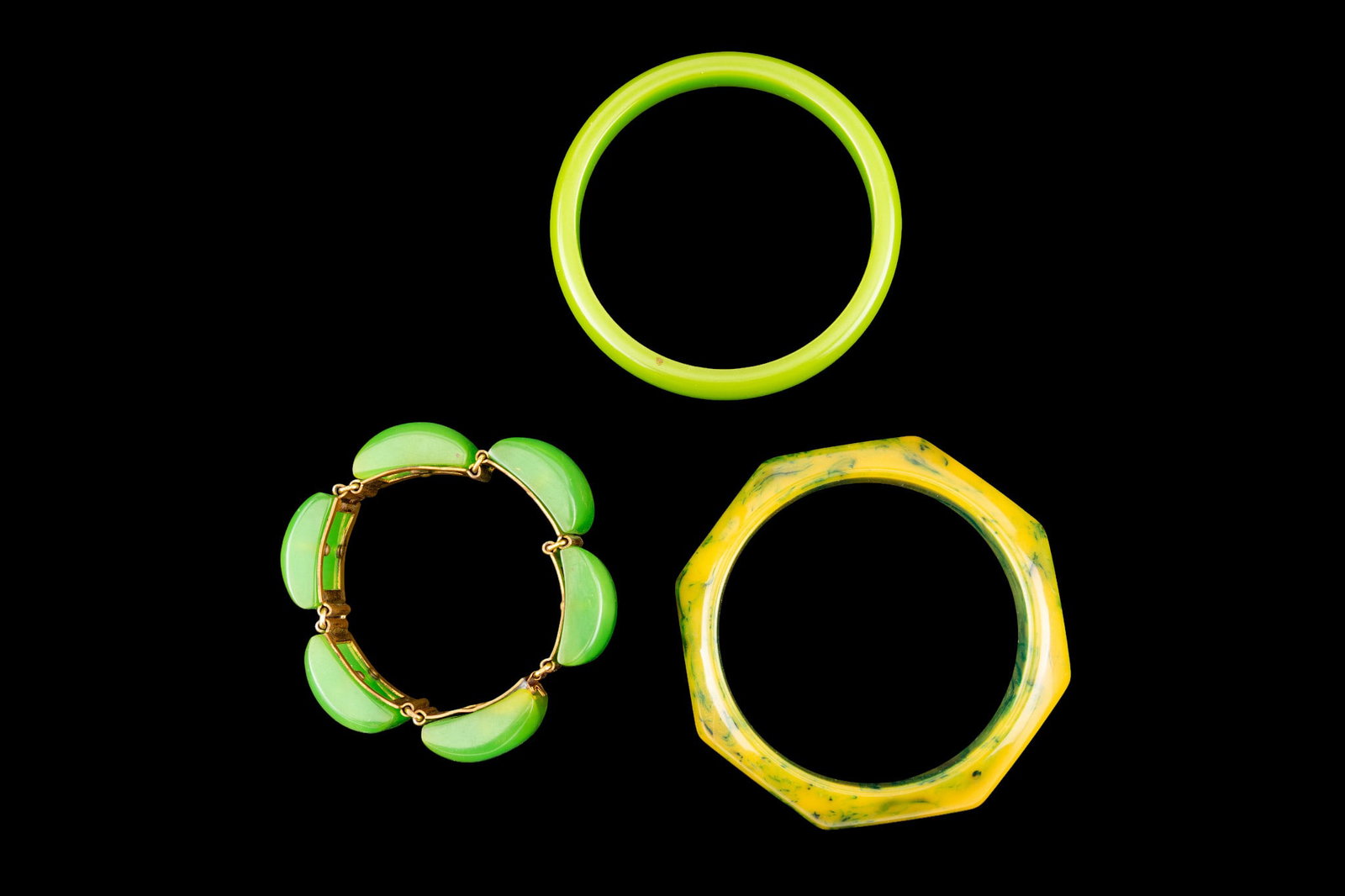 Green Bakelite Bracelets (1 of 3)