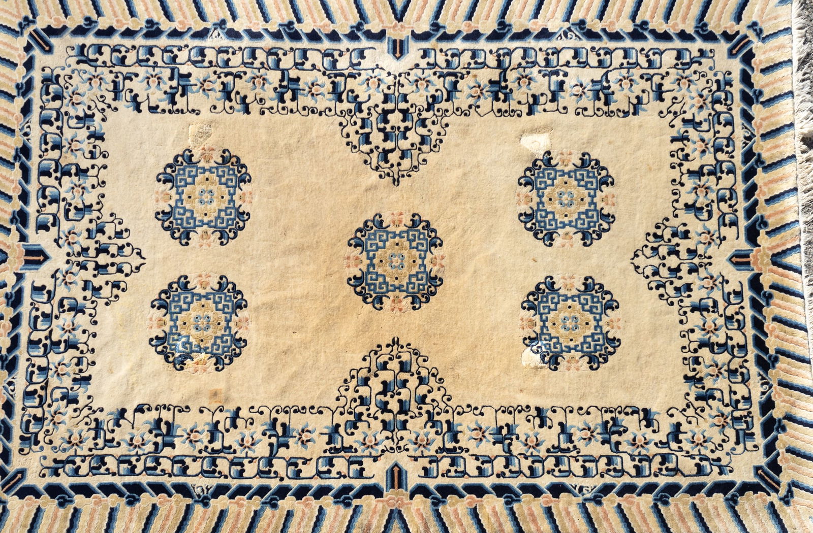 Antique Chinese Rug w/ 5 Medallions (1 of 19)