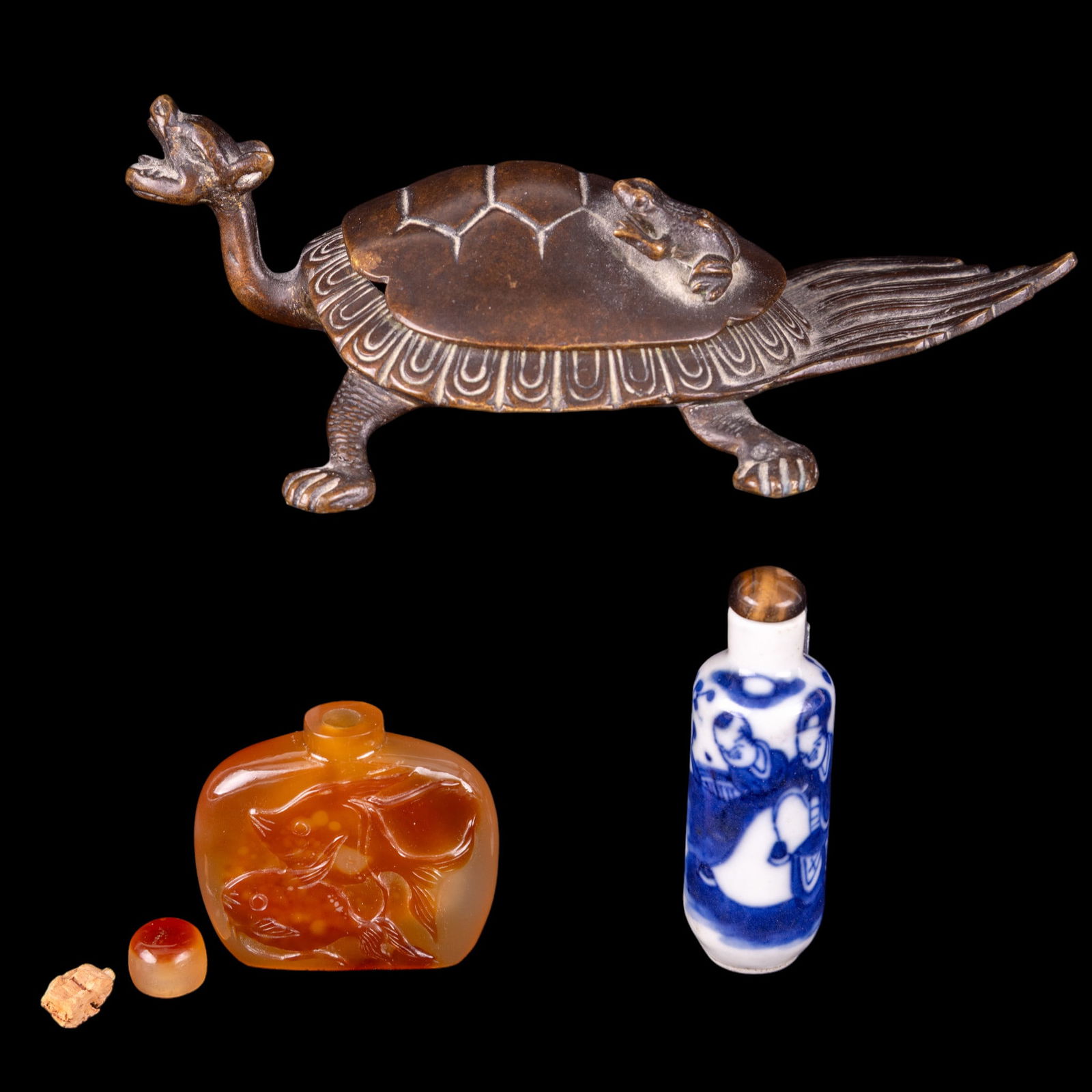 Bronzed Asian Turtle, 2 Snuff Bottles: Lot includes 2 small Chinese snuff bottles, and a bronzed metal turtle-form jewelry box. Blue and white snuff bottle measures approx. 2.5" H.