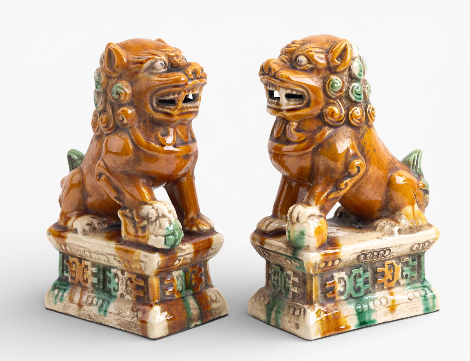 Pair of Porcelain Foo Dogs (1 of 7)