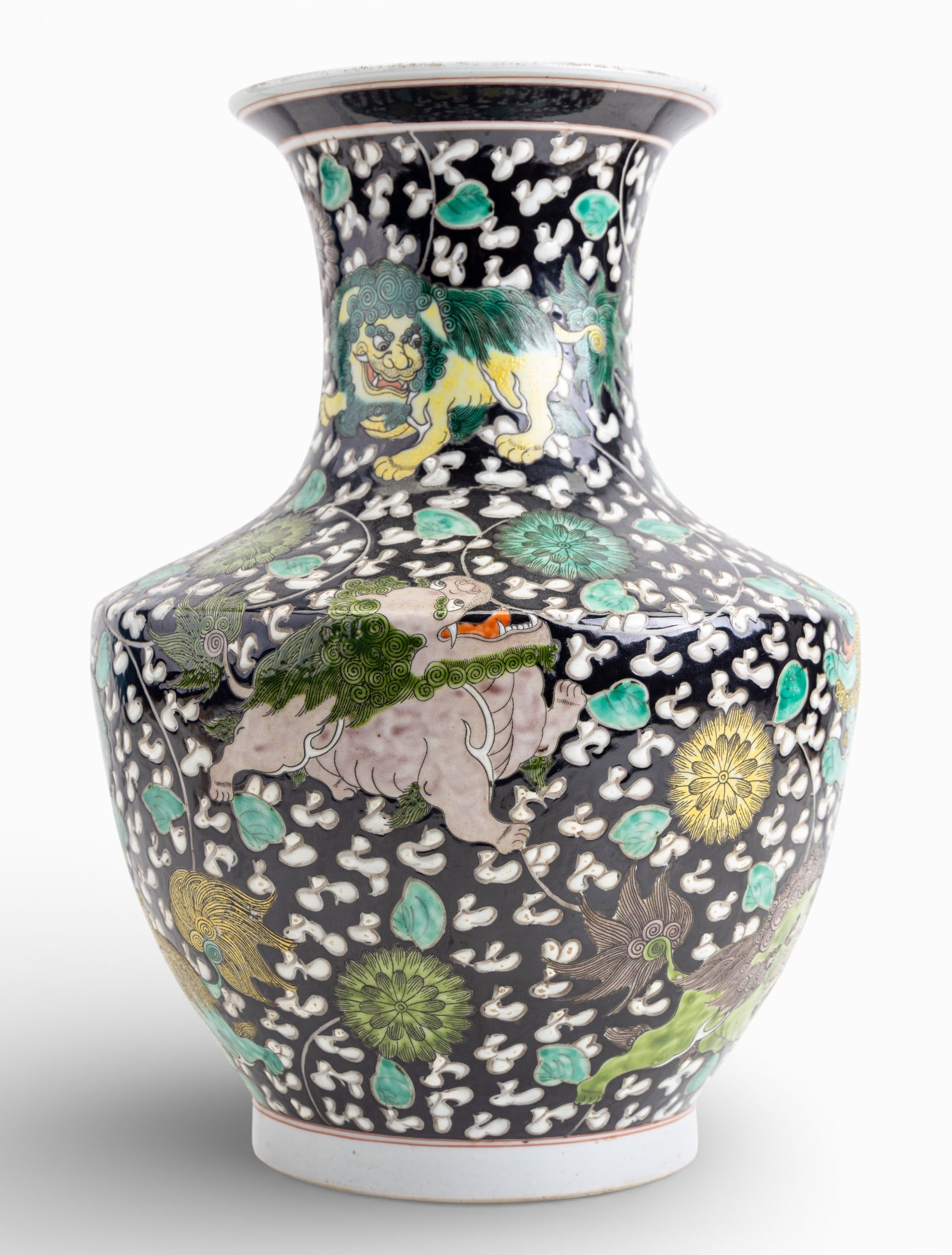 Chinese Enameled Porcelain Vase (1 of 11)