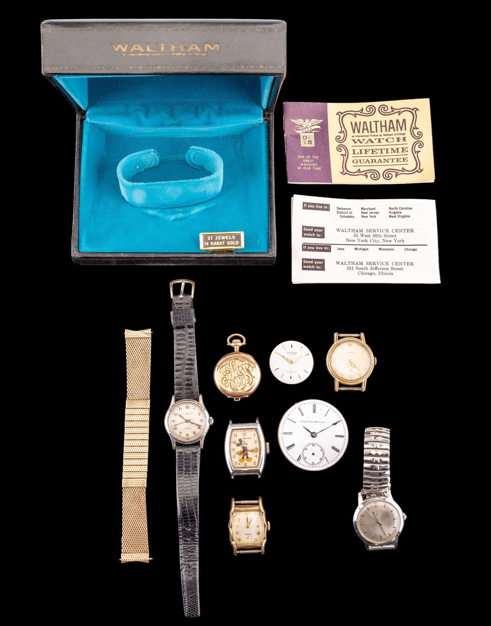 Elgin and Other Watch Movements: A collection of vintage watch movements including a Waltham 21 jewel movement, an Elgin pocket watch movement #2557836, an Elgin 17 jewel wrist watch movement #P269190 in a Star case #1560160, a vinta