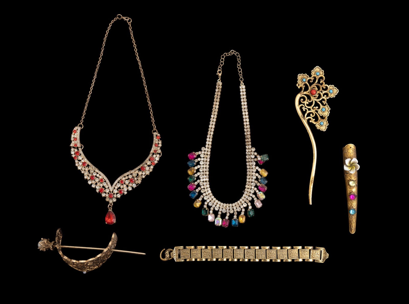 Chinese Gold Tone and Rhinestone Jewelry (1 of 9)