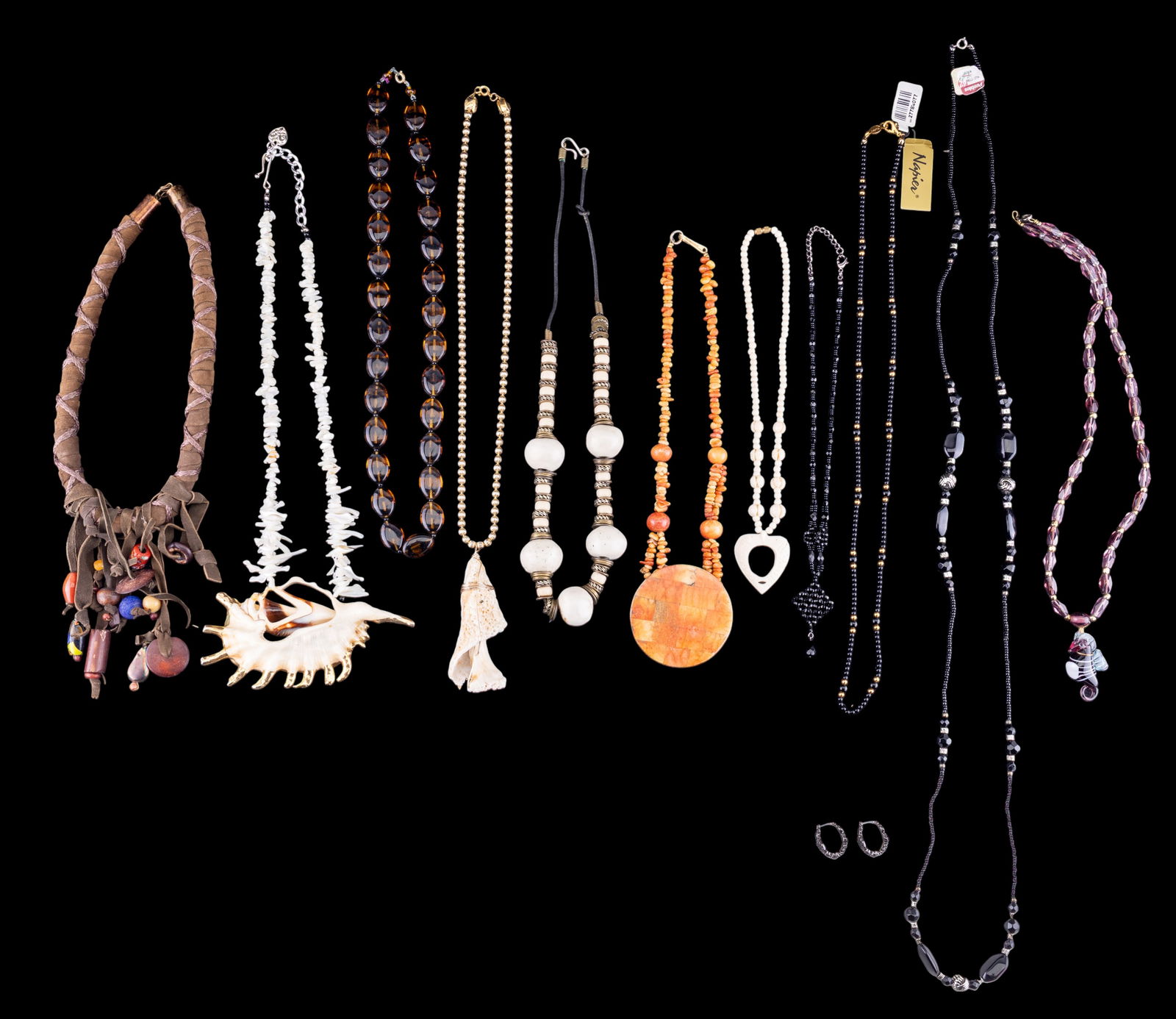 Vintage Necklaces and Matching Earrings (12) (1 of 20)