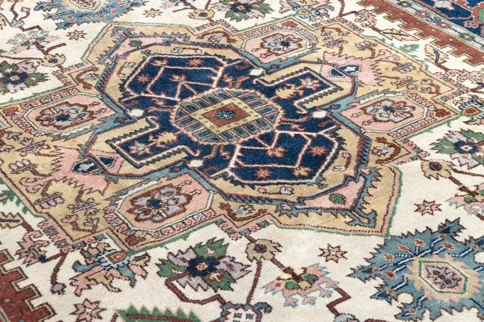 Indian Handmade Serapi Rug - 6