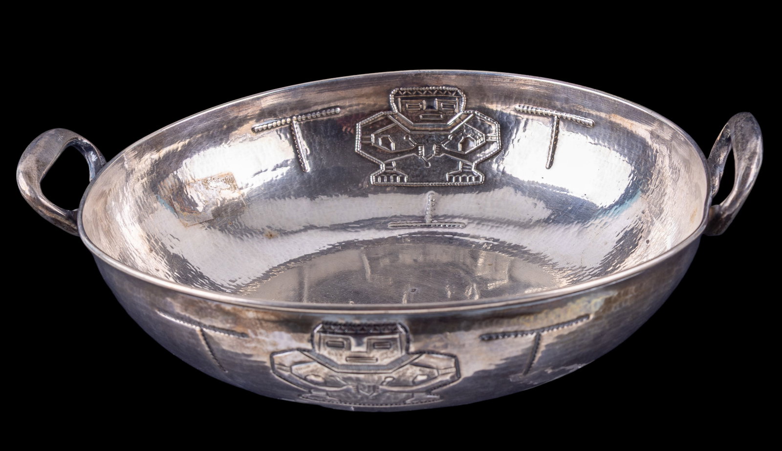 .900 Silver Hammered Handled Dish - 3