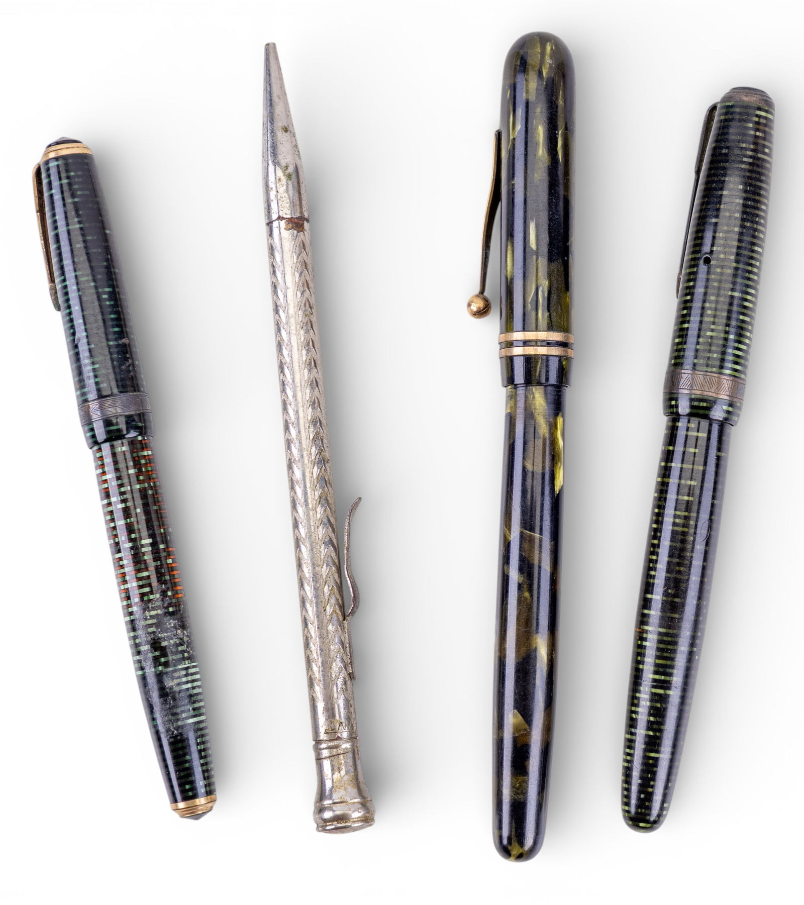 Vintage Fountain and Mechanical Pens (1 of 3)