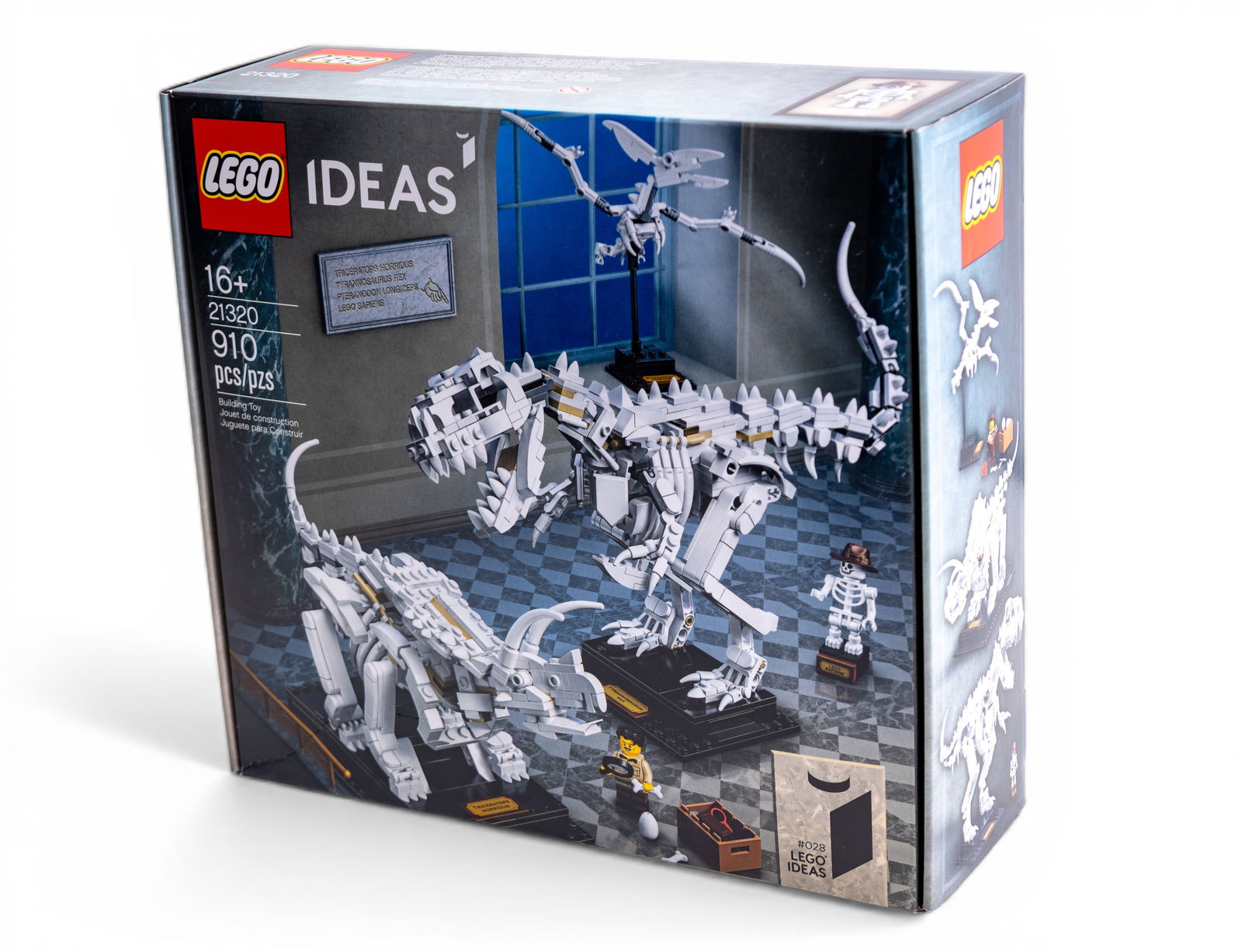 LEGO Ideas 21320 Dinosaur Fossils Set: LEGO Ideas set 21320, titled "Dinosaur Fossils," with 910 pieces. Recommended for ages 16 and up, this set allows the assembly of realistic skeletal models of a T. rex, Triceratops, and Pteranodon. Ne