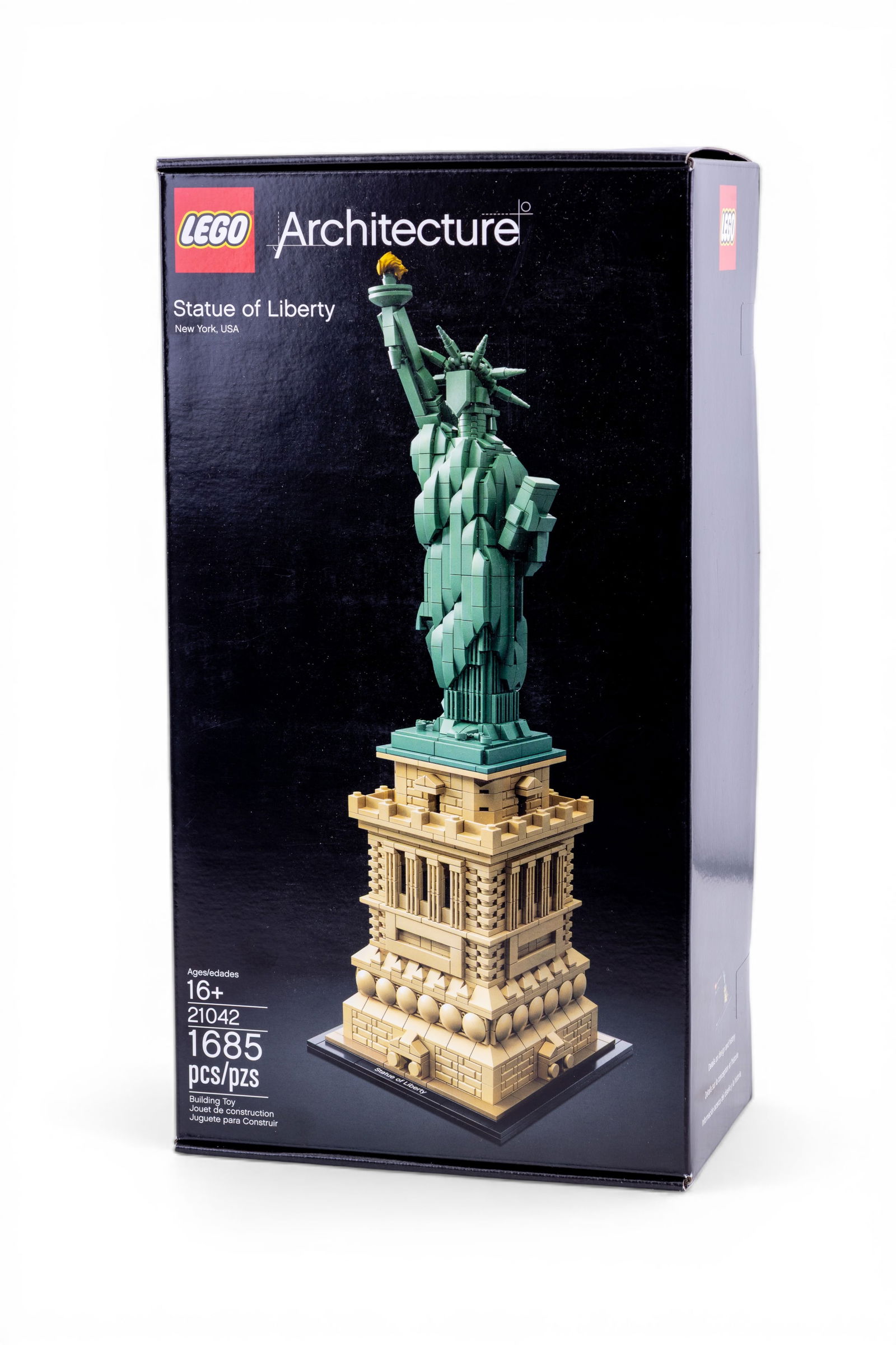 LEGO Architecture Statue of Liberty NIB: LEGO Architecture Statue of Liberty set, product number 21042, includes 1685 pieces. Designed for ages 16 and up. Item is new in box (NIB) with intact packaging.