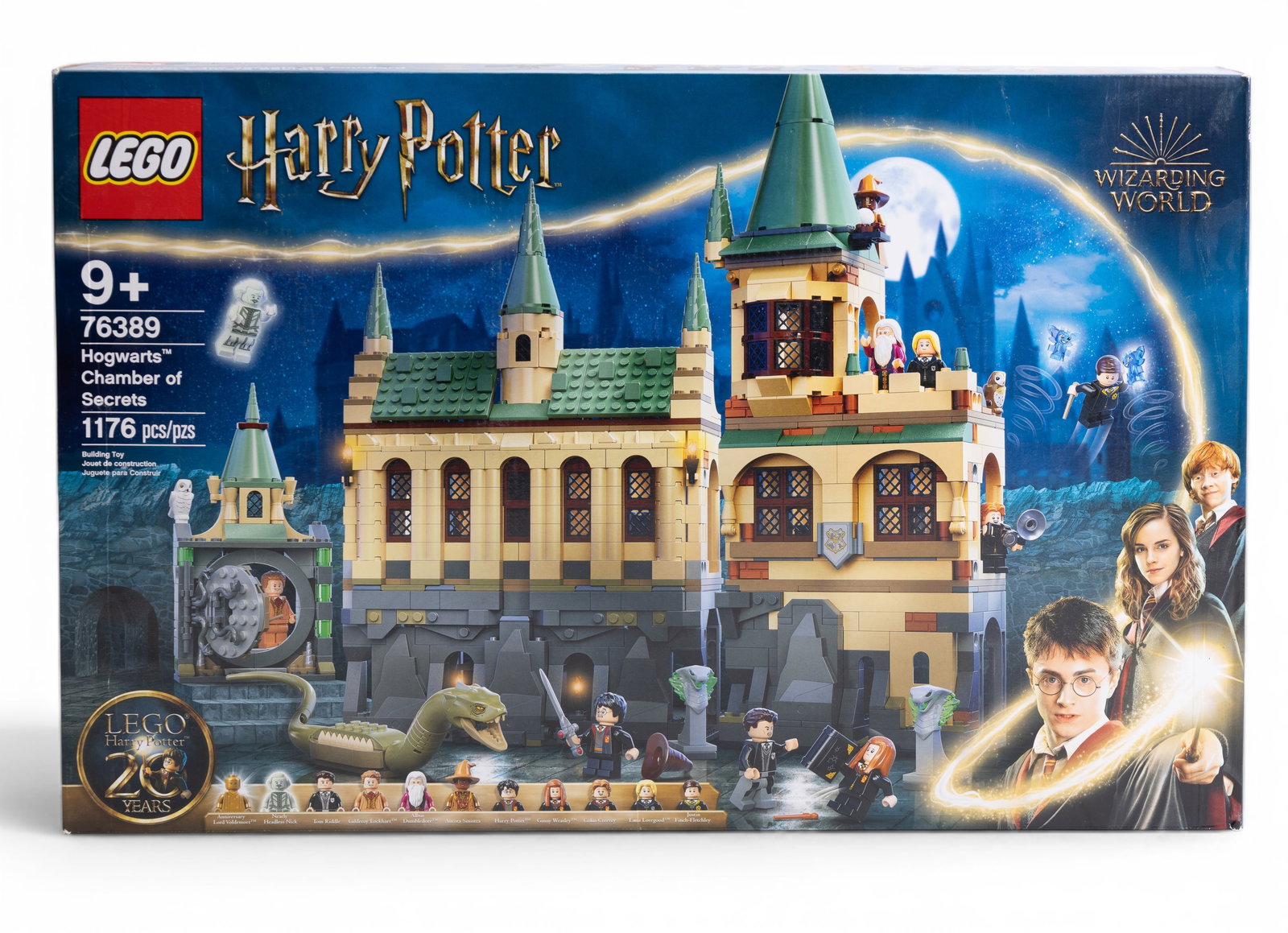 Lego Harry Potter Hogwarts Chamber of Secrets Set: Lego Harry Potter Hogwarts Chamber of Secrets set, model number 76389. Includes 1176 pieces as indicated on the packaging. Box shows signs of previous opening, and contents cannot be verified. Suitabl