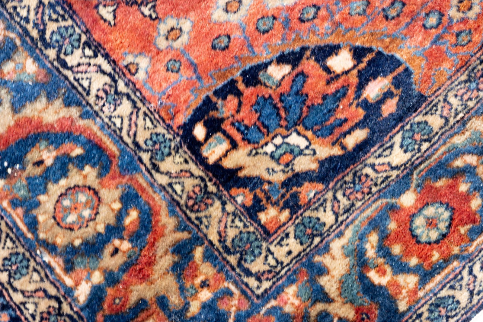 Hand Woven Wool Persian Sarouk Rug - 7