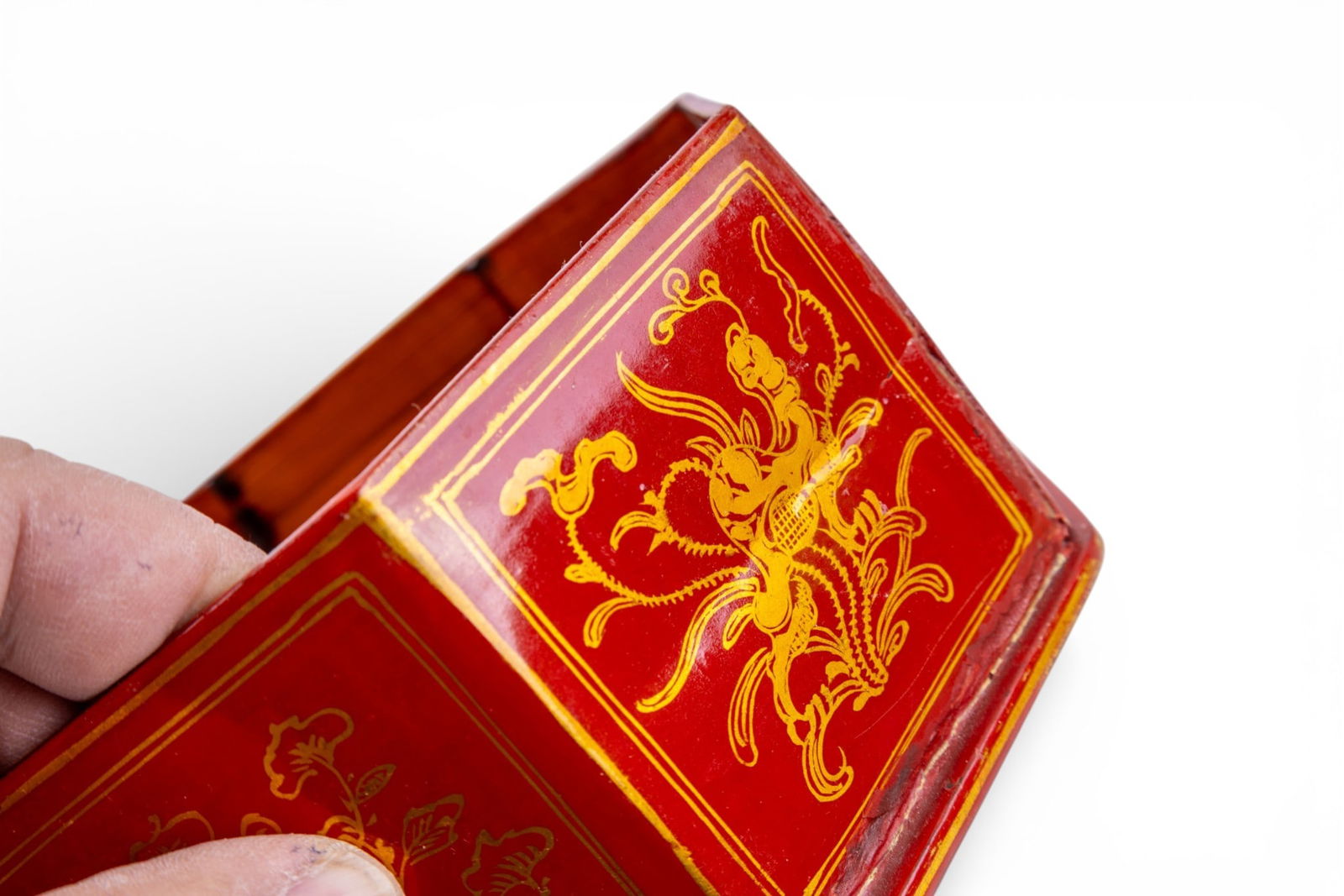 Early Chinese Lacquer Dragon Box - 9