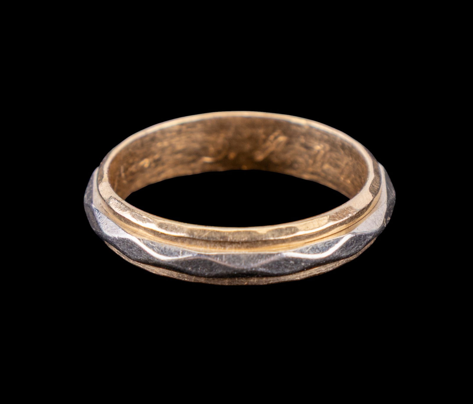 14k Gold Patterned Ring (1 of 7)