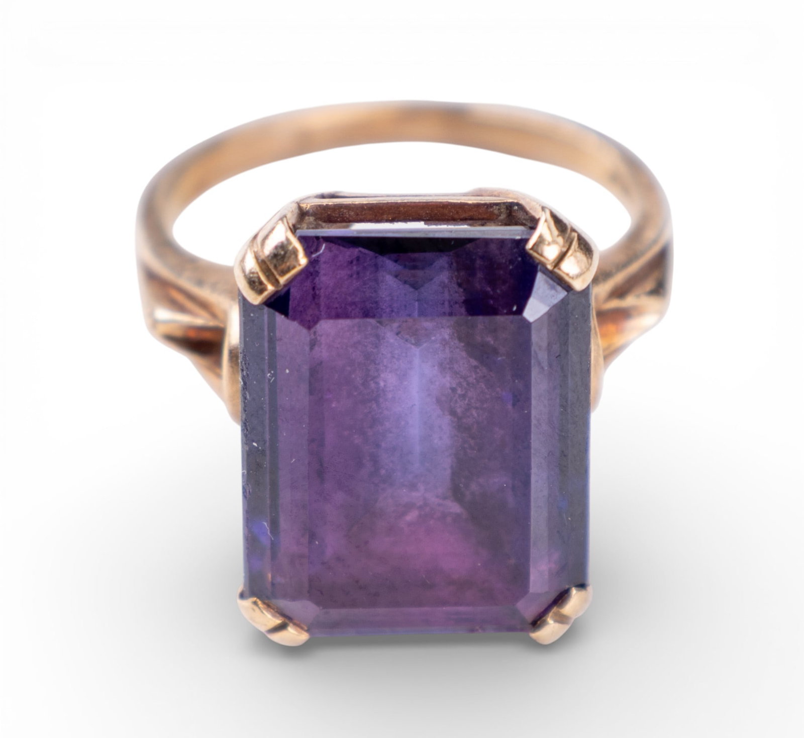 10K Gold and Amethyst Ring (1 of 9)