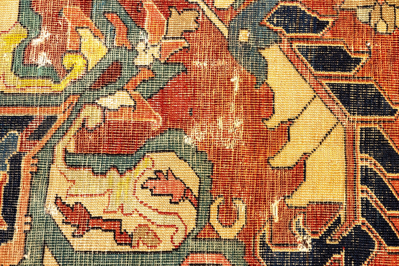 Antique Serapi Rug - 3