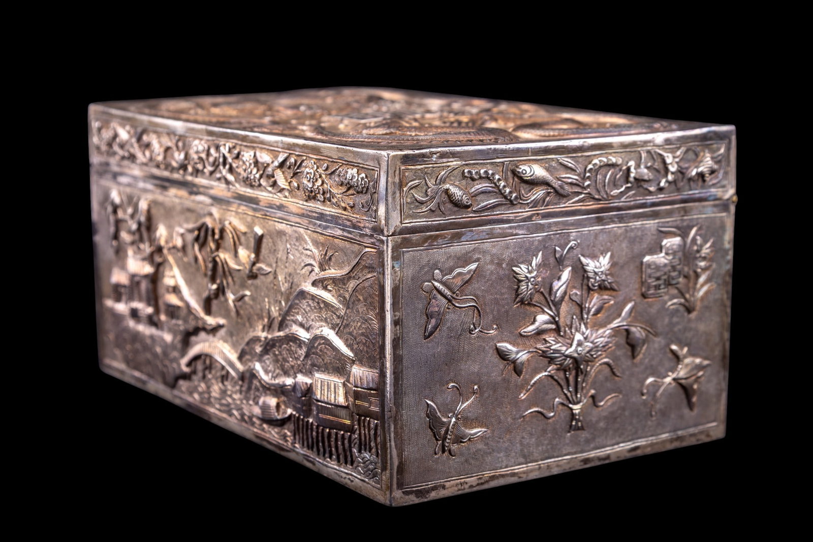 Chinese Silver Box w/ Dragons & Figural Panels - 7